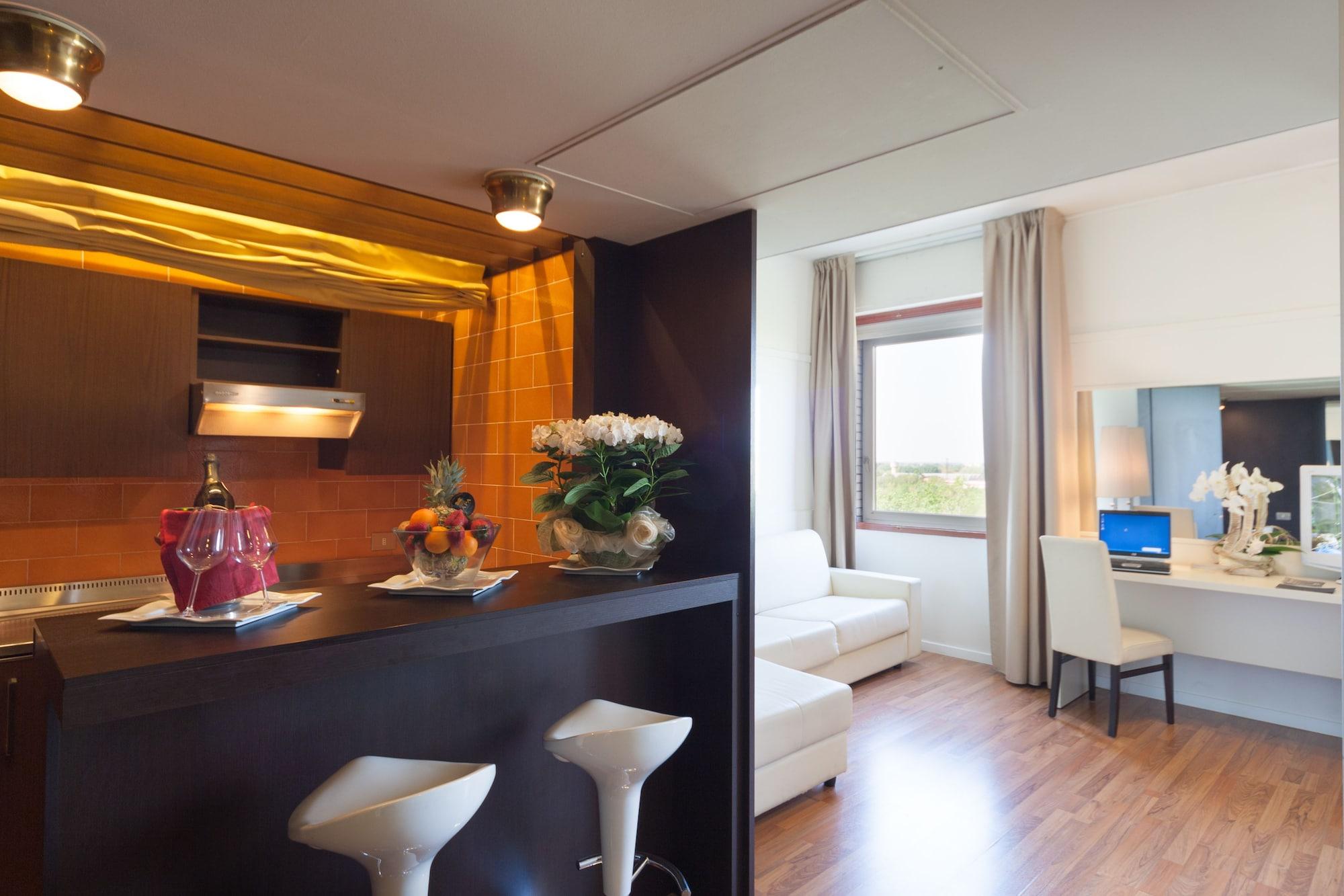 Suite Hotel Elite Bologna Esterno foto